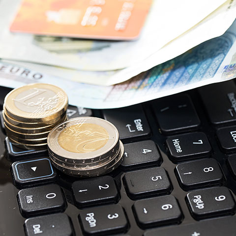 Banking & Finance